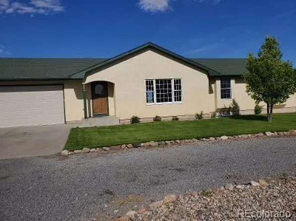 394 N Hayden Dr, Pueblo West, CO 81007