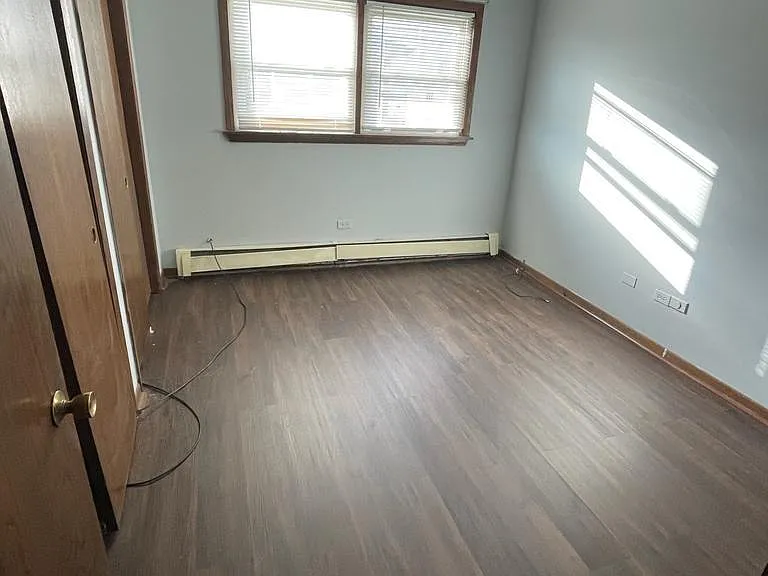 8710 S 78th Ave — Photo 5