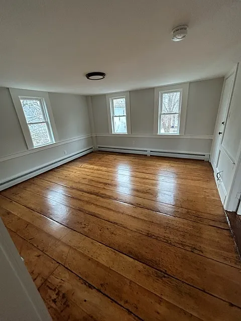2 bed, 840 sqft, $2,700 — Photo 1