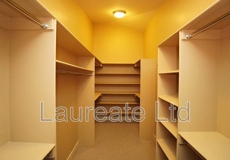 522 Milwaukee St — Photo 20