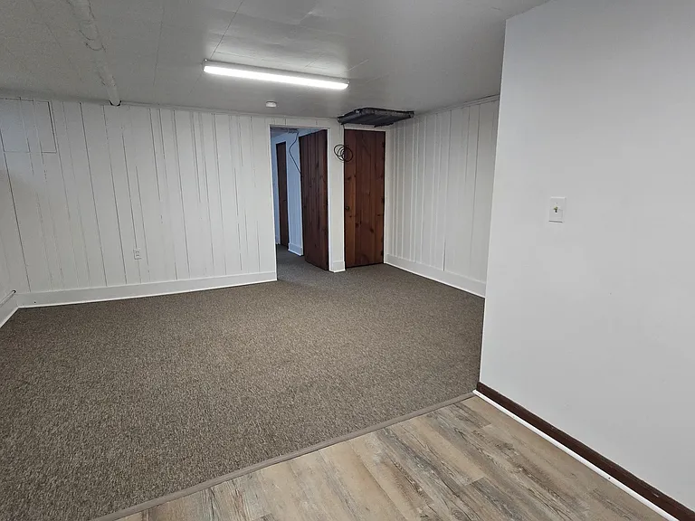 1143 Beaconsfield Ave #6 — Photo 5