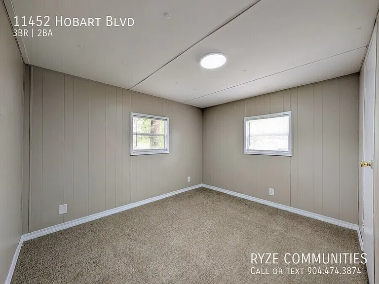 11452 Hobart Blvd — Photo 9