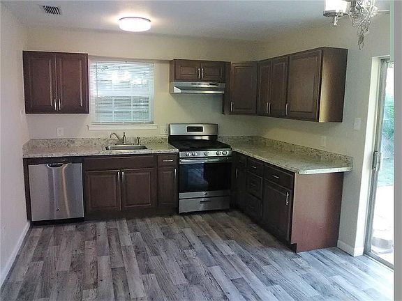 2nd image of 1830 Austin Ave