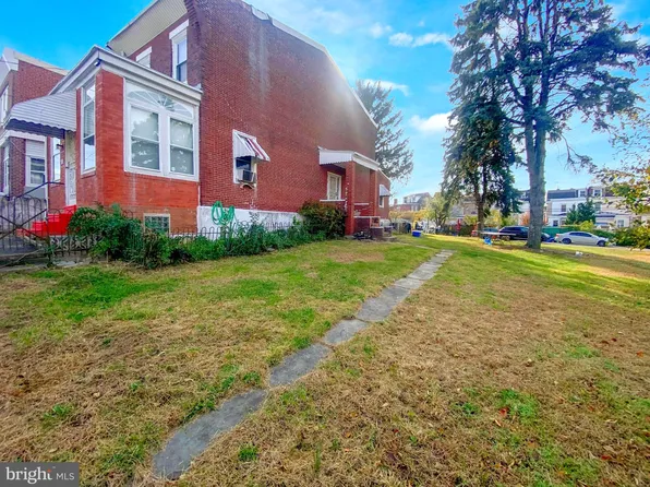 216-20 E Somerville Ave, Philadelphia, PA 19120
