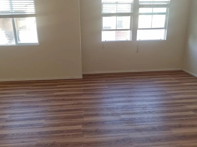 25557 Huxley Dr — Photo 20