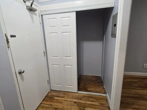 237 Lexington Avenue image 7 of 7