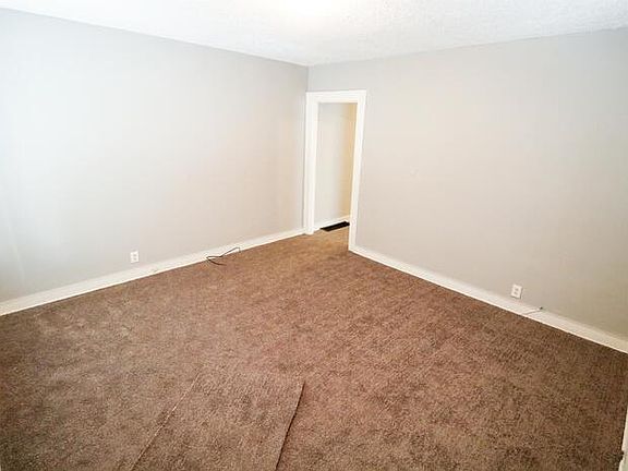 3rd image of 308 N Colorado Ave