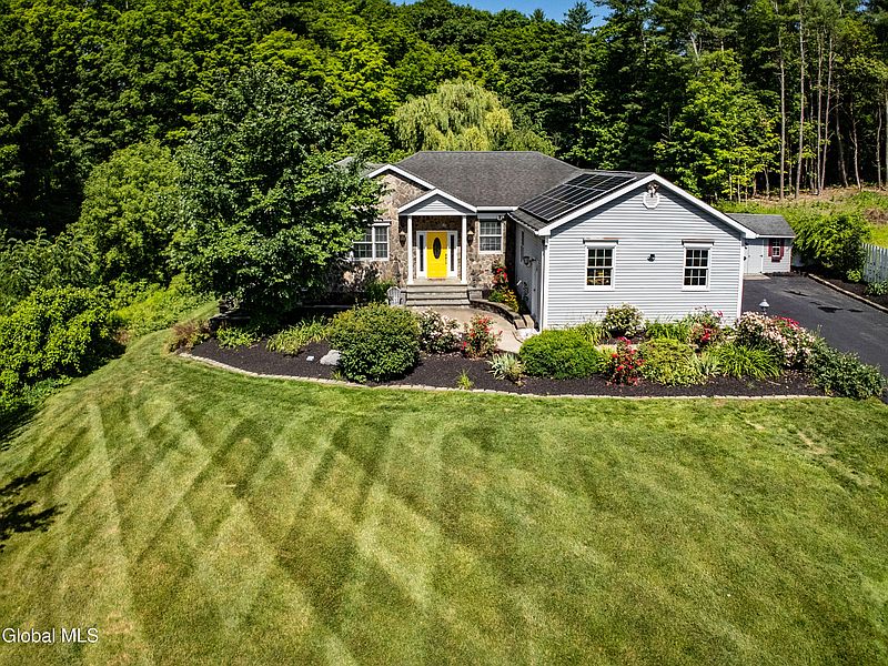 5th image of 51 Boyce Road