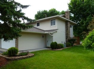8521 W 97th Street Cir, Bloomington, MN 55438