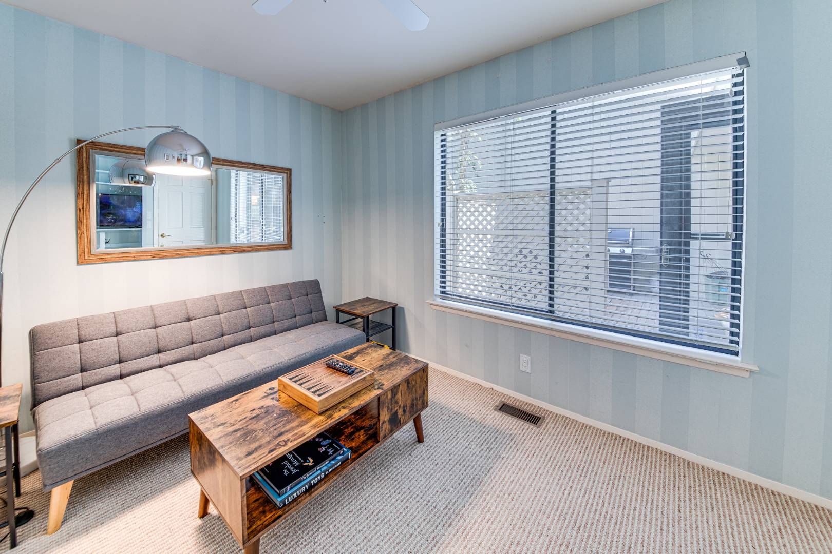  Bedroom/ Office w/Full Size Futon (1st Floor)
