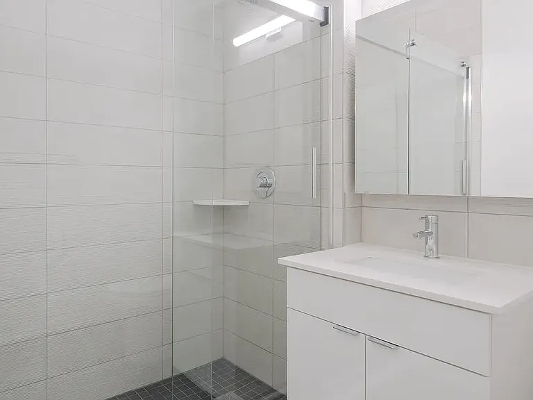 777 Avenue Of The Americas #27A — Photo 34