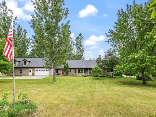 W3075 Grouse Rd, Pardeeville, WI 53954