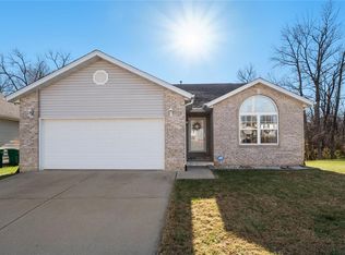 2114 Streamview Ct, O Fallon, IL 62269