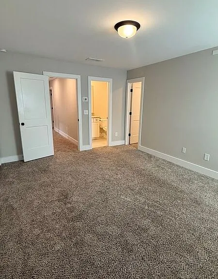 44 Sparkleberry Ln W — Photo 34