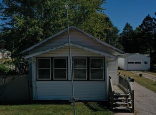 522 Wyoming St, Waterloo, IA 50703