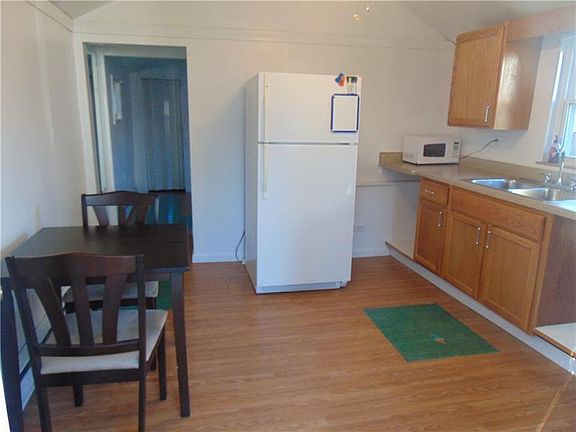 2nd image of 800 Lincoln Ave #802