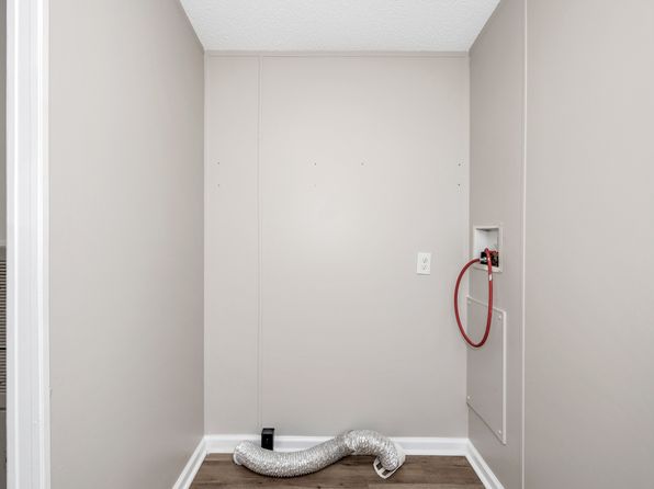 415 W Limestone Rd #10