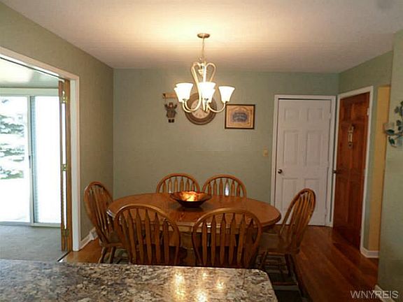 5th image of 1550 Willow Woods