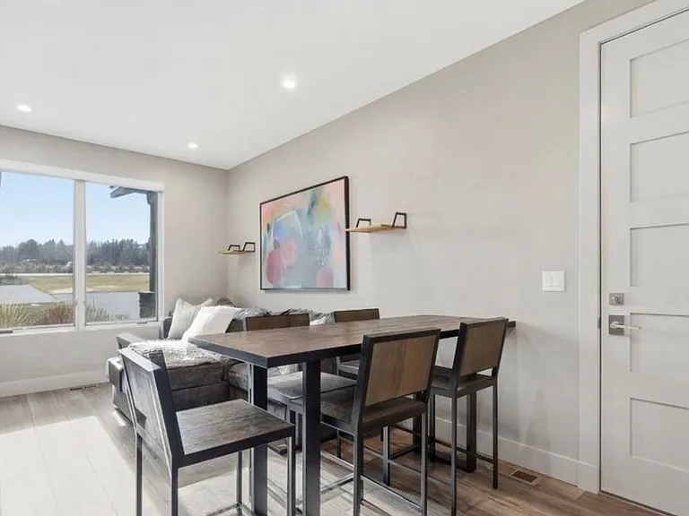 75 Highnoon Way #B — Photo 6