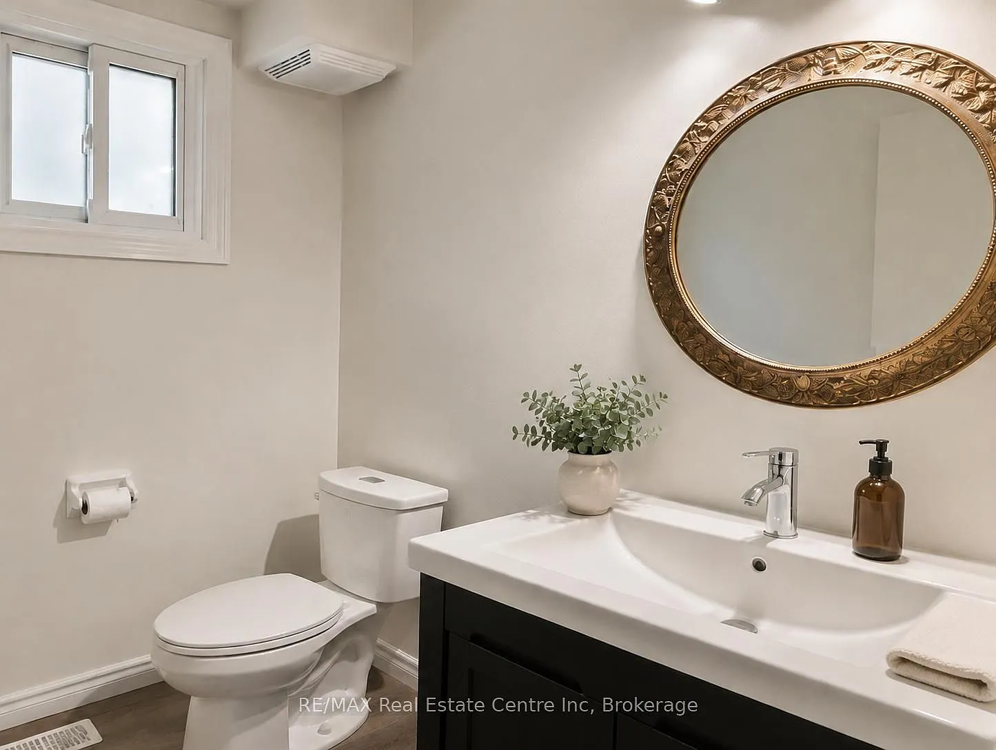 2 bed, $2,050 — Photo 4