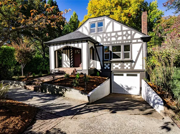 702 11th Avenue SE, Olympia, WA 98501