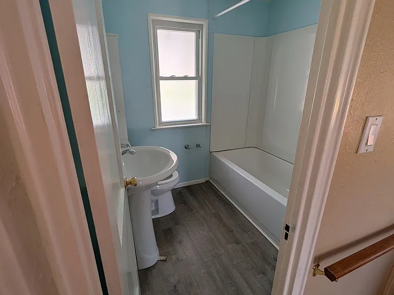 21100 Priday Ave — Photo 1