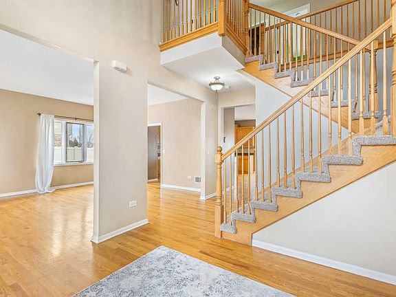 4th image of 8711 Scheer Dr