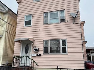 409 Moody St #1, Lowell, MA 01854