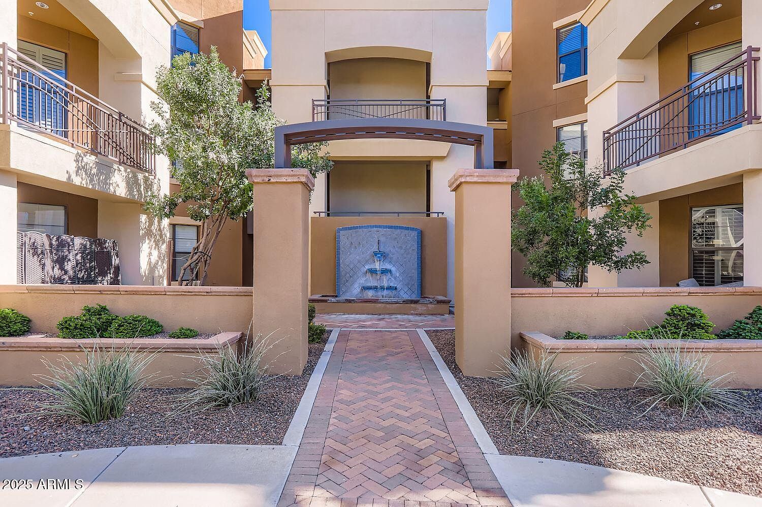 7601 E Indian Bend Rd APT 3033