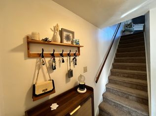 297 New Kent Rd, Blacksburg, VA 24060