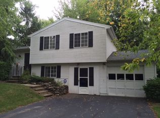 5 Rene Dr, Spencerport, NY 14559