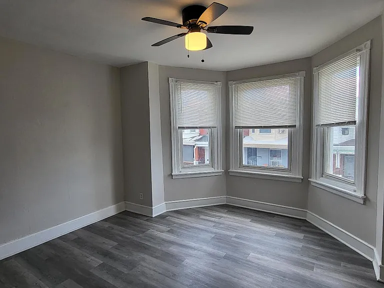 230 S Frazier St — Photo 17