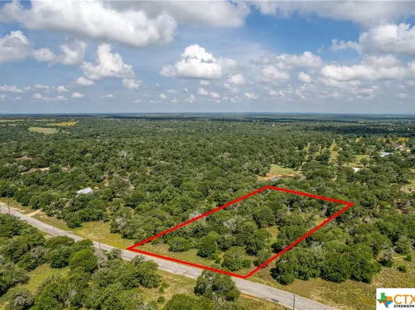 Crockett Ln, Luling, TX 78648