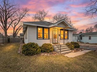 2225 Mount Vernon St, Oshkosh, WI 54901