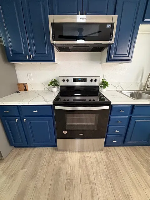 1286 Aurora Dr — Photo 2