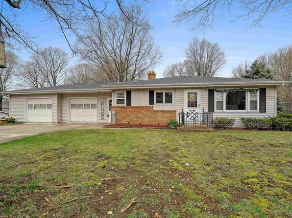 131 Maryknoll Ln, Casco, WI 54205