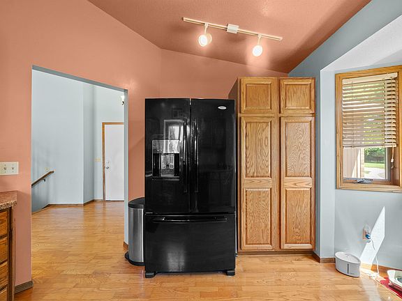 5th image of 2809 S Whetstone Cir