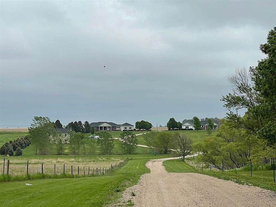 1st image of 10635 1st Avenue Pl