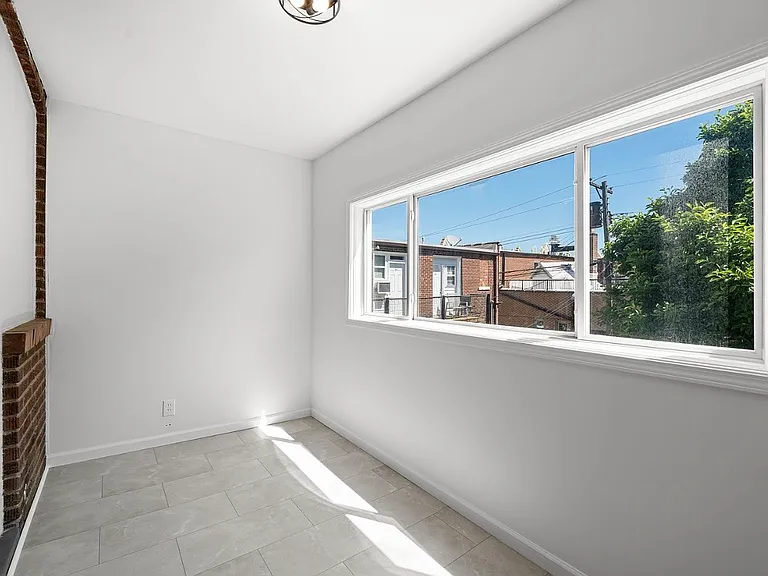 5006 Tholozan Ave #A — Photo 13
