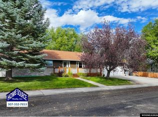 340 Mount Arter Loop, Lander, WY 82520
