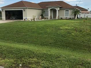 2701 37th St SW, Lehigh Acres, FL 33976