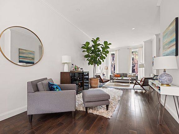 2nd image of 410 Bergen St #2