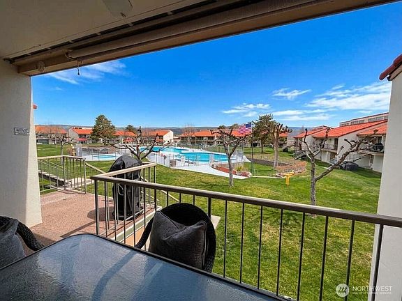 3rd image of 8903 Crescent Bar Road #6