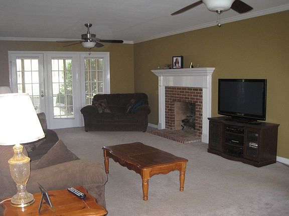 4th image of 4604 Doncaster Dr