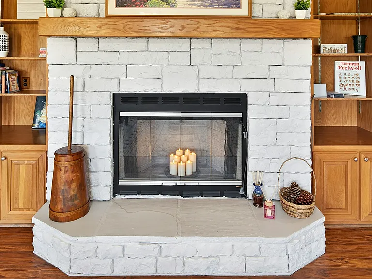 Decorative Fireplace with Accent Candles