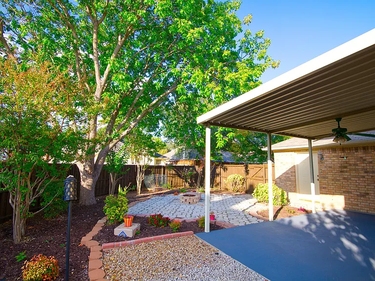 Covered Patio + Yard