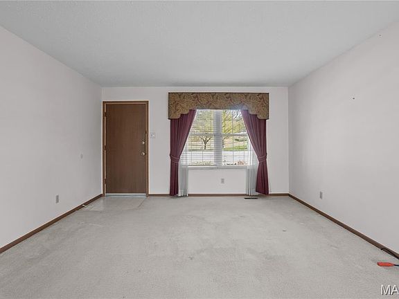 5th image of 2626 Brantley Ct