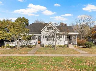 110 E Linn St, Lone Tree, IA 52755