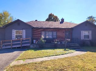 1609 College Farm Rd, Murray, KY 42071