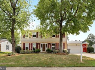 5729 Norton Rd, Alexandria, VA 22303